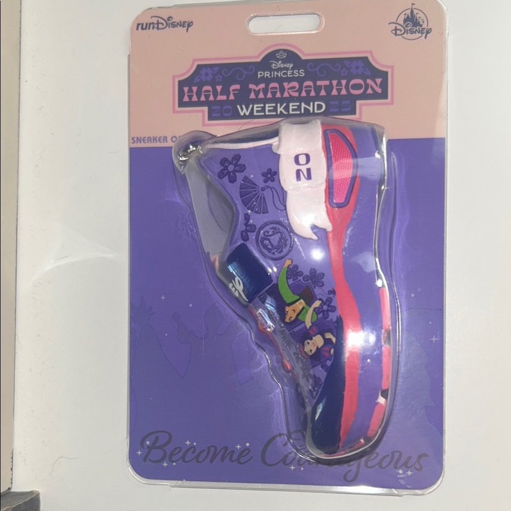 Disney Princess Half Marathon 2025 Weekend Sneaker Ornament‎